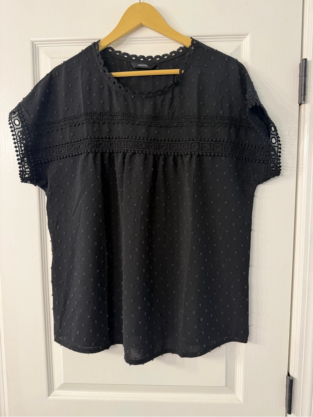 Corded Lace Short Sleeve Blouse - Black